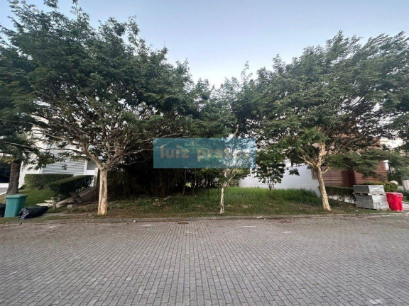 Imagem Terreno à Venda, 600 m² em Jurerê Internacional - Florianópolis Imagem Terreno à Venda, 600 m² em Jurerê Internacional - Florianópolis