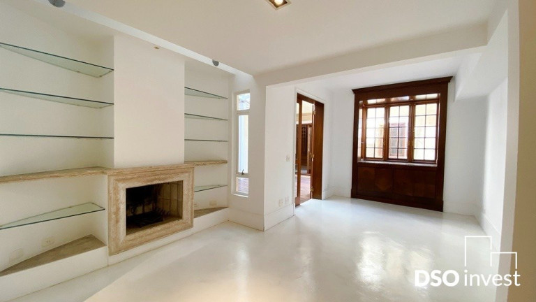 Imagem Casa com 4 Quartos à Venda, em Jardim Paulistano - São Paulo Imagem Casa com 4 Quartos à Venda, em Jardim Paulistano - São Paulo