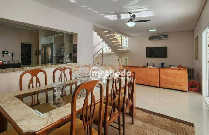 Casa com 4 Quartos à Venda, 322 m² em Parque Das Quaresmeiras - Campinas
