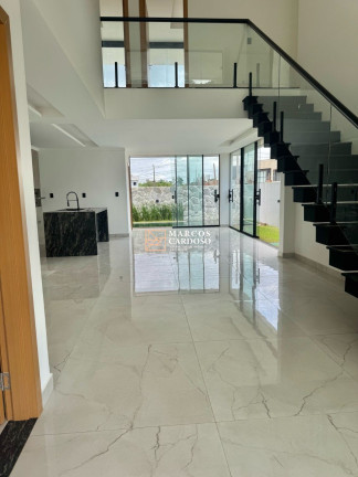 Imagem Casa com 4 Quartos à Venda, 203 m² em Mangueirão - Belém