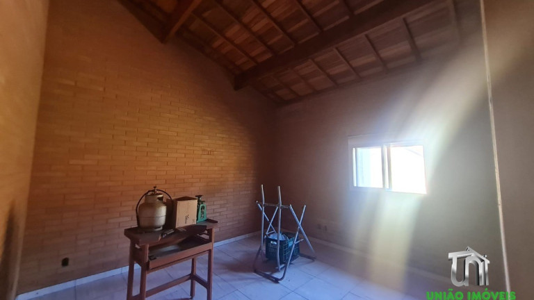 Imagem Imóvel com 3 Quartos à Venda,  em Arara Dos Pereiras - Bragança Paulista