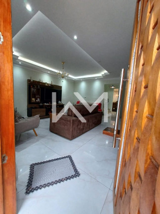 Imagem Sobrado com 3 Quartos à Venda, 315 m² em Vila Galvão - Guarulhos Imagem Sobrado com 3 Quartos à Venda, 315 m² em Vila Galvão - Guarulhos