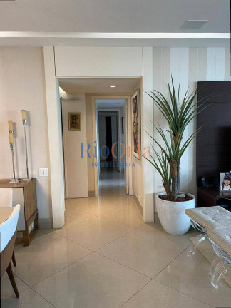 Imagem Apartamento com 3 Quartos à Venda, 221 m² em Barra Da Tijuca - Rio De Janeiro Imagem Apartamento com 3 Quartos à Venda, 221 m² em Barra Da Tijuca - Rio De Janeiro