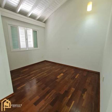 Imagem Casa com 3 Quartos à Venda, 422 m² em Vila Costa - Taubaté