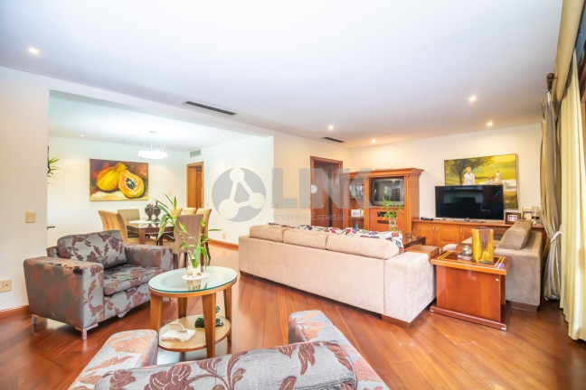 Imagem Apartamento com 4 Quartos à Venda, 250 m² em Bela Vista - Porto Alegre Imagem Apartamento com 4 Quartos à Venda, 250 m² em Bela Vista - Porto Alegre