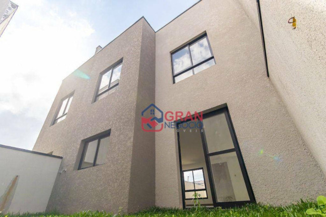Imagem Sobrado com 3 Quartos à Venda, 105 m² em Xaxim - Curitiba Imagem Sobrado com 3 Quartos à Venda, 105 m² em Xaxim - Curitiba
