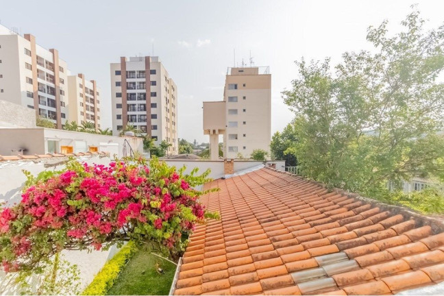 Imagem Casa com 3 Quartos à Venda, 151 m² em Caxingui - São Paulo Imagem Casa com 3 Quartos à Venda, 151 m² em Caxingui - São Paulo