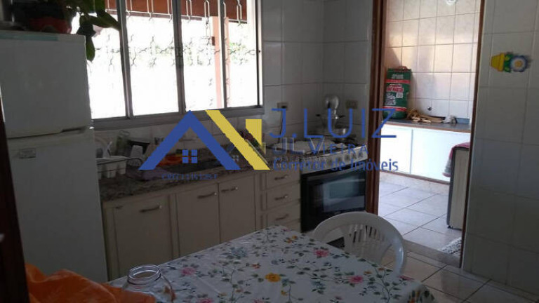 Imagem Casa com 3 Quartos à Venda, 220 m² em Vila Avaí - Indaiatuba Imagem Casa com 3 Quartos à Venda, 220 m² em Vila Avaí - Indaiatuba