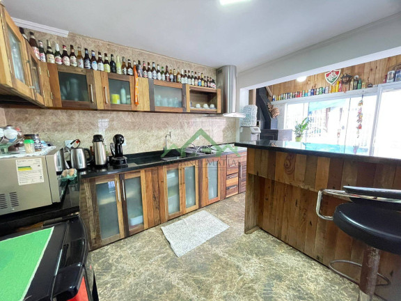 Imagem Casa com 4 Quartos à Venda, 97 m² em Centro - Balneário Barra Do Sul