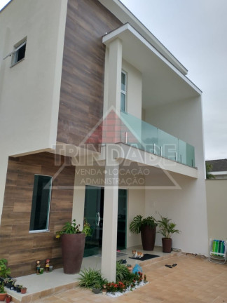 Casa com 3 Quartos à Venda,  em Guaratiba - Rio De Janeiro