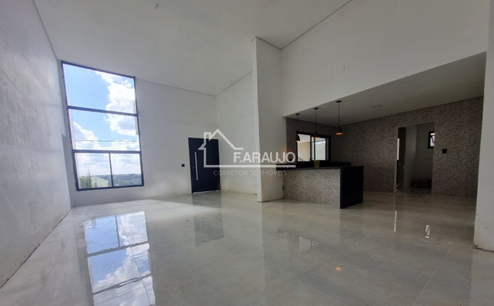 Imagem Imóvel com 3 Quartos à Venda, 220 m² em Condominio Residencial Village Araçoiaba - Araçoiaba Da Serra Imagem Imóvel com 3 Quartos à Venda, 220 m² em Condominio Residencial Village Araçoiaba - Araçoiaba Da Serra