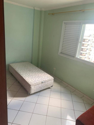 Imagem Apartamento com 2 Quartos para Alugar,  em Guarujá