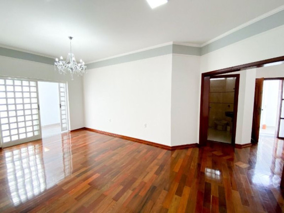 Imagem Casa com 4 Quartos à Venda, 260 m² em São José - Franca Imagem Casa com 4 Quartos à Venda, 260 m² em São José - Franca