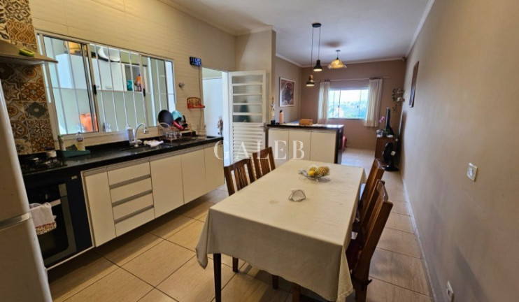 Imagem Casa com 2 Quartos à Venda, 116 m² em Jardim Santo Antônio - Atibaia Imagem Casa com 2 Quartos à Venda, 116 m² em Jardim Santo Antônio - Atibaia