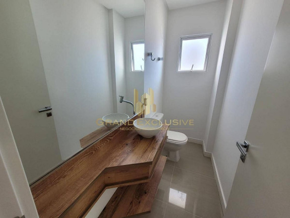 Imagem Apartamento com 4 Quartos à Venda, 137 m² em Centro - Balneário Camboriú Imagem Apartamento com 4 Quartos à Venda, 137 m² em Centro - Balneário Camboriú