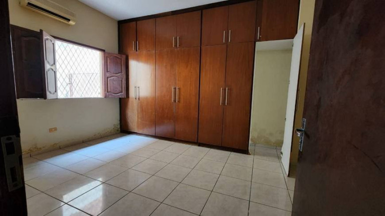 Imagem Casa com 3 Quartos à Venda, 156 m² em Aeroporto - Teresina