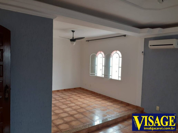 Casa com 2 Quartos à Venda,  em Jd. Sao Luiz - Jacareí