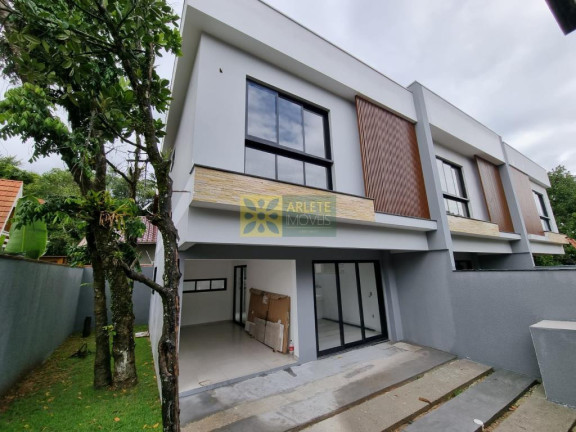 Imagem Casa com 2 Quartos à Venda, 88 m² em Mariscal - Bombinhas Imagem Casa com 2 Quartos à Venda, 88 m² em Mariscal - Bombinhas