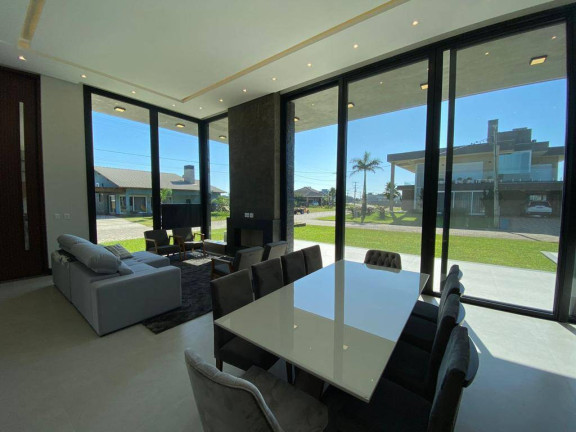 Imagem Casa com 3 Quartos à Venda, em Atlântida Sul - Osório Imagem Casa com 3 Quartos à Venda, em Atlântida Sul - Osório