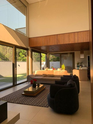 Imagem Casa de Condomínio com 4 Quartos à Venda, 381 m² em Campeche - Florianópolis