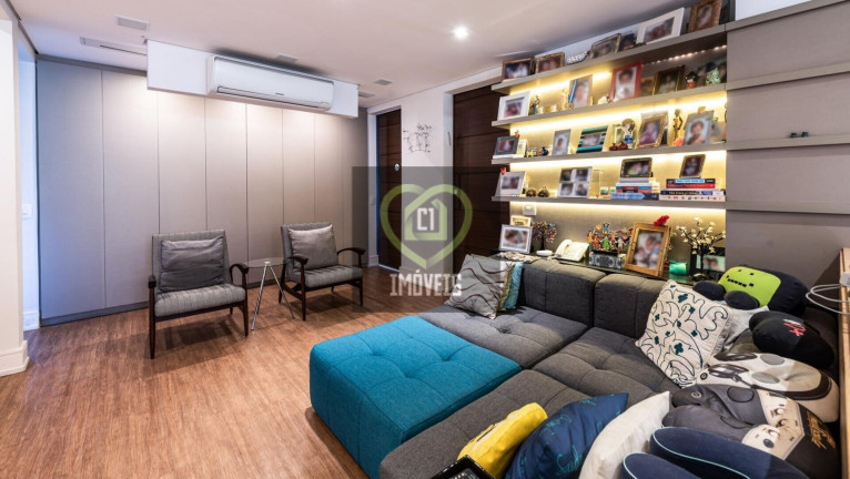 Imagem Apartamento com 3 Quartos à Venda, 250 m² em Higienópolis - São Paulo Imagem Apartamento com 3 Quartos à Venda, 250 m² em Higienópolis - São Paulo