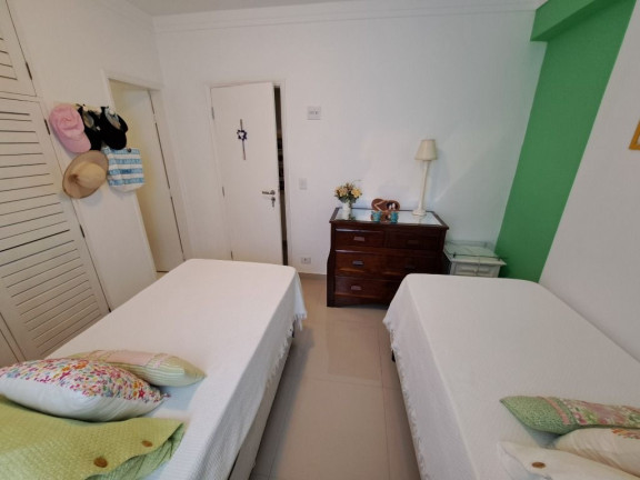 Imagem Apartamento com 5 Quartos à Venda, 230 m² em Pitangueiras - Guarujá Imagem Apartamento com 5 Quartos à Venda, 230 m² em Pitangueiras - Guarujá