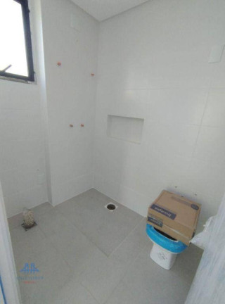 Imagem Apartamento com 2 Quartos à Venda, 73 m² em Centro - Florianópolis