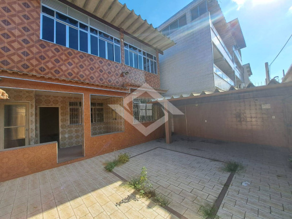 Imagem Casa com 4 Quartos à Venda, 215 m² em Curicica - Rio De Janeiro Imagem Casa com 4 Quartos à Venda, 215 m² em Curicica - Rio De Janeiro