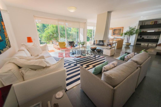 Imagem Casa com 3 Quartos à Venda, 698 m² em Chácaras Do Refúgio-granja Viana - Cotia Imagem Casa com 3 Quartos à Venda, 698 m² em Chácaras Do Refúgio-granja Viana - Cotia