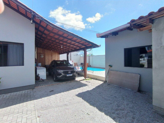 Imagem Casa com 2 Quartos à Venda, 190 m² em Praça - Tijucas