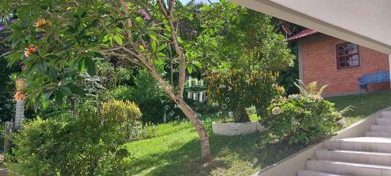 Imagem Imóvel com 1 Quarto à Venda, 66.000 m² em Sambaqui - Florianópolis Imagem Imóvel com 1 Quarto à Venda, 66.000 m² em Sambaqui - Florianópolis