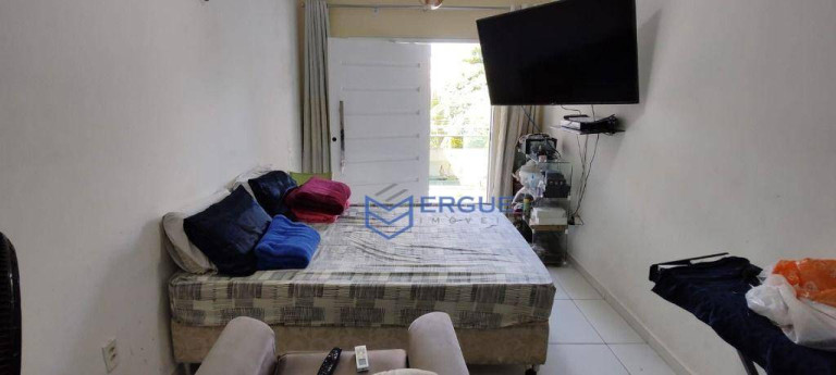 Imagem Casa com 4 Quartos à Venda, 375 m² em Maraponga - Fortaleza Imagem Casa com 4 Quartos à Venda, 375 m² em Maraponga - Fortaleza