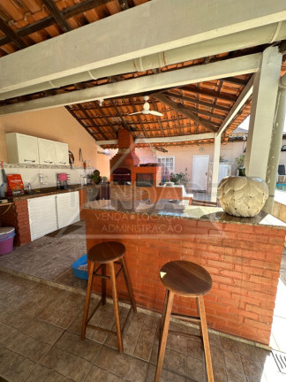 Imagem Casa com 5 Quartos à Venda, 500 m² em Guaratiba - Rio De Janeiro