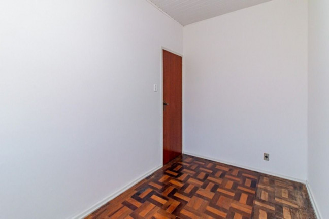 Imagem Imóvel com 3 Quartos à Venda, 64 m² em Passo Da Areia - Porto Alegre Imagem Imóvel com 3 Quartos à Venda, 64 m² em Passo Da Areia - Porto Alegre