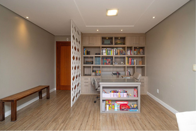 Imagem Apartamento com 2 Quartos à Venda, 83 m² em Santana - Porto Alegre Imagem Apartamento com 2 Quartos à Venda, 83 m² em Santana - Porto Alegre