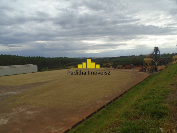 Imagem Fazenda à Venda, 530 m² em Centro - Piumhi Imagem Fazenda à Venda, 530 m² em Centro - Piumhi