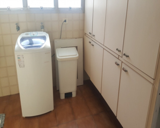 Imagem Imóvel com 3 Quartos à Venda, 320 m² em Pitangueiras - Guarujá Imagem Imóvel com 3 Quartos à Venda, 320 m² em Pitangueiras - Guarujá