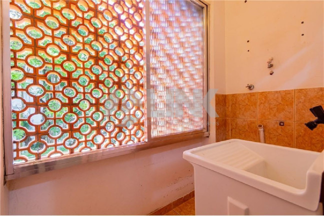 Imagem Apartamento com 1 Quarto à Venda, 42 m² em Menino Deus - Porto Alegre Imagem Apartamento com 1 Quarto à Venda, 42 m² em Menino Deus - Porto Alegre