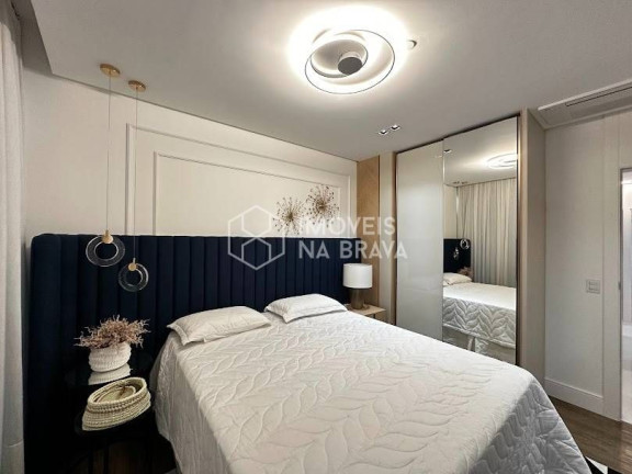 Imagem Apartamento com 4 Quartos para Alugar, em Centro - Balneário Camboriú Imagem Apartamento com 4 Quartos para Alugar, em Centro - Balneário Camboriú