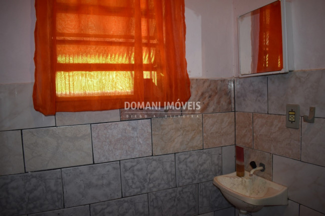 Imagem Casa com 2 Quartos à Venda, 206 m² em Região Do Zé Da Rosa - Campos Do Jordão Imagem Casa com 2 Quartos à Venda, 206 m² em Região Do Zé Da Rosa - Campos Do Jordão