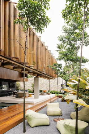 Imagem Casa com 4 Quartos à Venda, 731 m² em Alphaville Residencial Um - Barueri Imagem Casa com 4 Quartos à Venda, 731 m² em Alphaville Residencial Um - Barueri