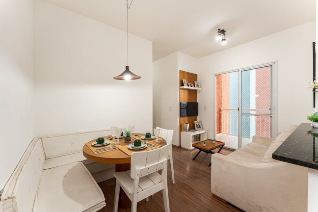 Imagem Apartamento com 2 Quartos à Venda, 56 m² em Votupoca - Barueri