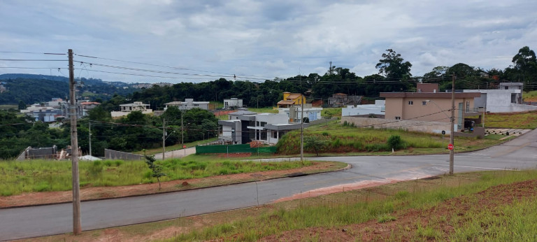 Imagem Terreno à Venda, 365 m² em Parque Dom Henrique - Cotia Imagem Terreno à Venda, 365 m² em Parque Dom Henrique - Cotia