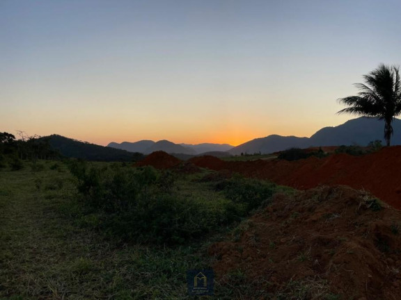 Imagem Terreno à Venda, 300 m² em Bragança - Guarapari Imagem Terreno à Venda, 300 m² em Bragança - Guarapari