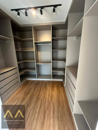Imagem Casa com 4 Quartos à Venda, 385 m² em Alphaville - Santana De Parnaíba Imagem Casa com 4 Quartos à Venda, 385 m² em Alphaville - Santana De Parnaíba