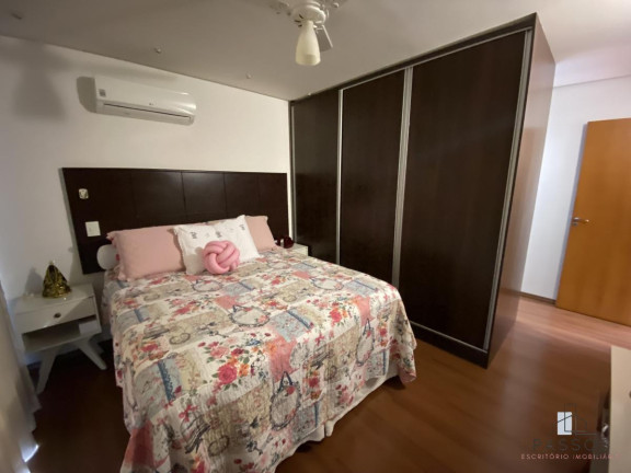Imagem Casa de Condomínio com 3 Quartos à Venda, 340 m² em Região Dos Lagos (sobradinho) - Brasília Imagem Casa de Condomínio com 3 Quartos à Venda, 340 m² em Região Dos Lagos (sobradinho) - Brasília