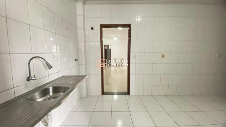 Imagem Imóvel com 3 Quartos à Venda, 153 m² em Batista Campos - Belém