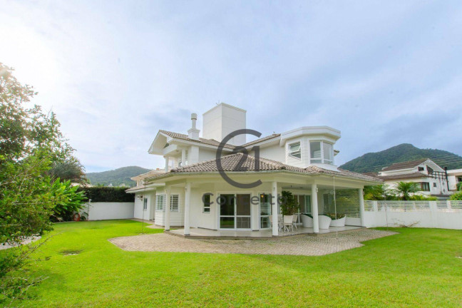 Imagem Casa com 4 Quartos à Venda, 343 m² em Cacupé - Florianópolis Imagem Casa com 4 Quartos à Venda, 343 m² em Cacupé - Florianópolis
