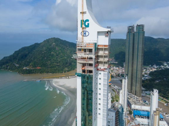 Imóvel com 4 Quartos à Venda, 194 m² em Frente Mar Barra Sul - Balneário Camboriú