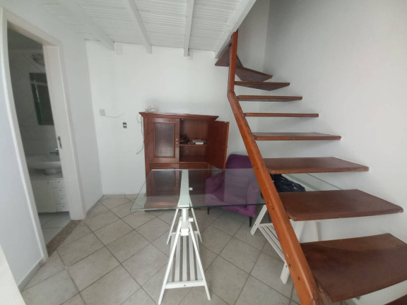 Imagem Casa de Condomínio com 3 Quartos para Alugar, 130 m² em Parque Colonial - São Paulo